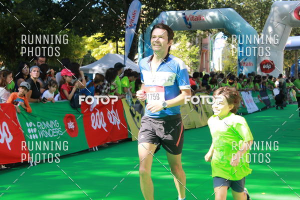 Buy your photos of the eventMeia Maratona Do 2017 on Fotop