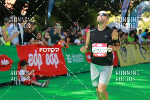 Buy your photos of the eventMeia Maratona Do 2017 on Fotop