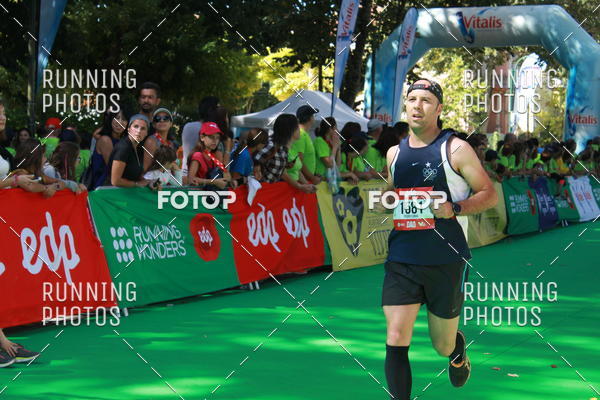 Buy your photos of the eventMeia Maratona Do 2017 on Fotop