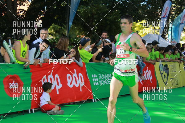 Buy your photos of the eventMeia Maratona Do 2017 on Fotop