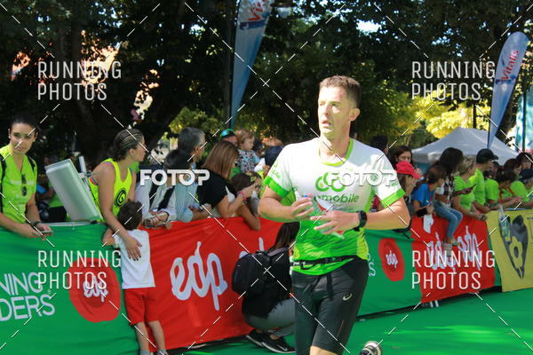 Buy your photos of the eventMeia Maratona Do 2017 on Fotop