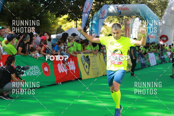 Buy your photos of the eventMeia Maratona Do 2017 on Fotop