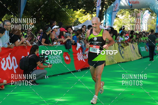 Buy your photos of the eventMeia Maratona Do 2017 on Fotop