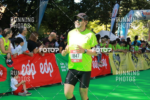 Buy your photos of the eventMeia Maratona Do 2017 on Fotop
