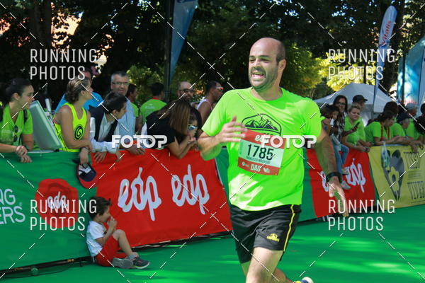 Buy your photos of the eventMeia Maratona Do 2017 on Fotop