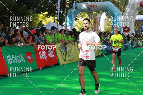 Buy your photos of the eventMeia Maratona Do 2017 on Fotop