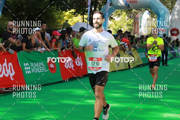 Buy your photos of the eventMeia Maratona Do 2017 on Fotop