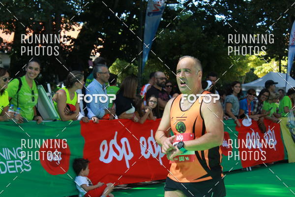 Buy your photos of the eventMeia Maratona Do 2017 on Fotop