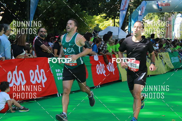 Buy your photos of the eventMeia Maratona Do 2017 on Fotop