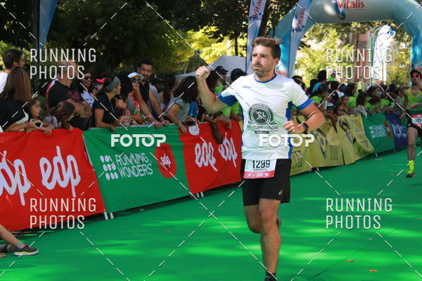 Buy your photos of the eventMeia Maratona Do 2017 on Fotop