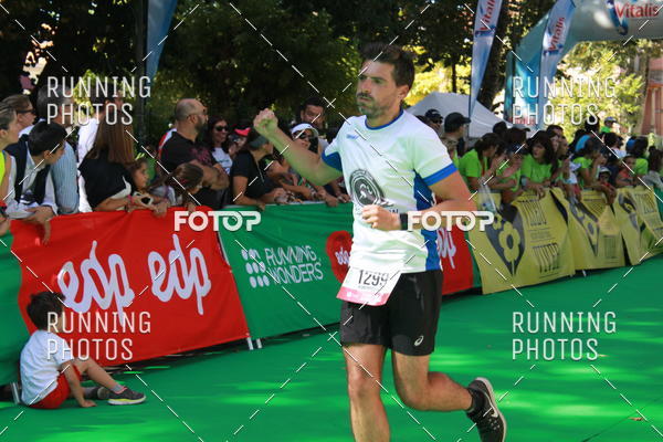 Buy your photos of the eventMeia Maratona Do 2017 on Fotop