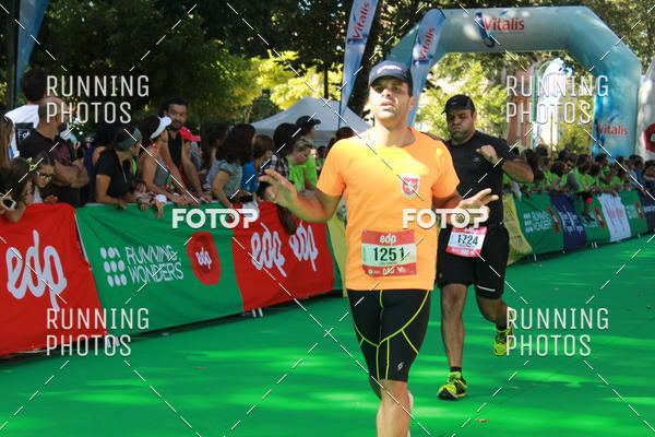 Buy your photos of the eventMeia Maratona Do 2017 on Fotop