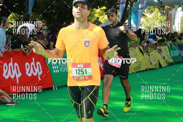 Buy your photos of the eventMeia Maratona Do 2017 on Fotop