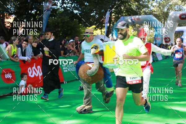 Buy your photos of the eventMeia Maratona Do 2017 on Fotop