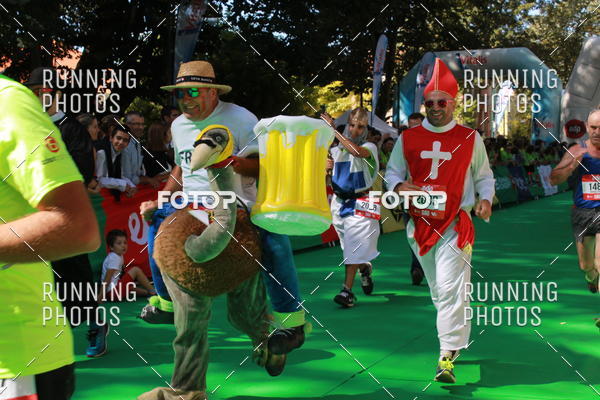 Buy your photos of the eventMeia Maratona Do 2017 on Fotop