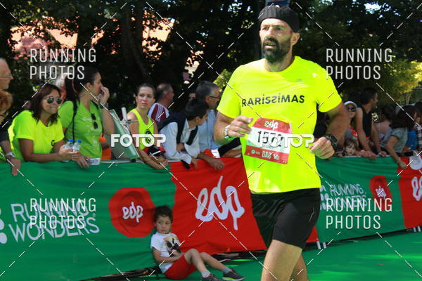 Buy your photos of the eventMeia Maratona Do 2017 on Fotop