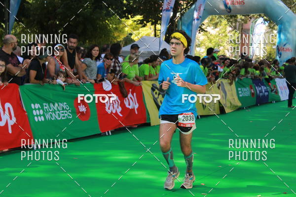 Buy your photos of the eventMeia Maratona Do 2017 on Fotop