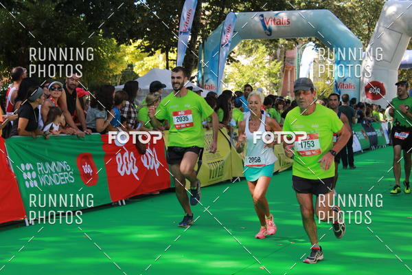 Buy your photos of the eventMeia Maratona Do 2017 on Fotop