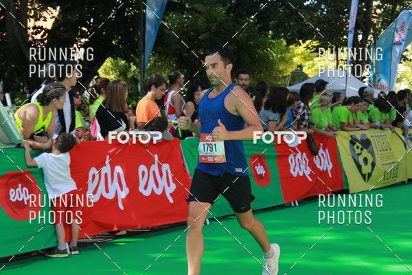 Buy your photos of the eventMeia Maratona Do 2017 on Fotop