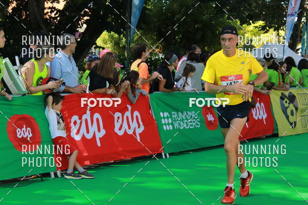Buy your photos of the eventMeia Maratona Do 2017 on Fotop