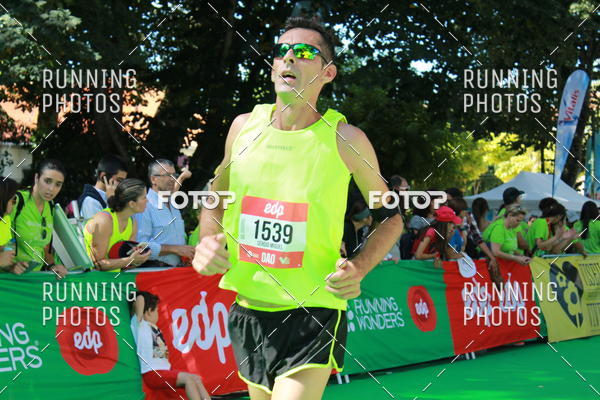 Buy your photos of the eventMeia Maratona Do 2017 on Fotop