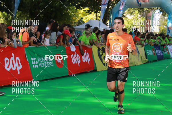 Buy your photos of the eventMeia Maratona Do 2017 on Fotop