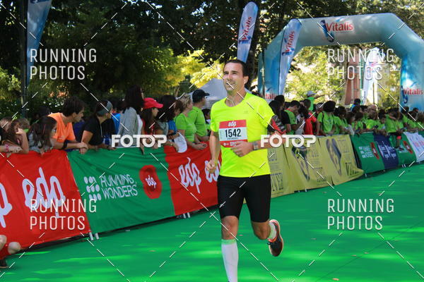 Buy your photos of the eventMeia Maratona Do 2017 on Fotop