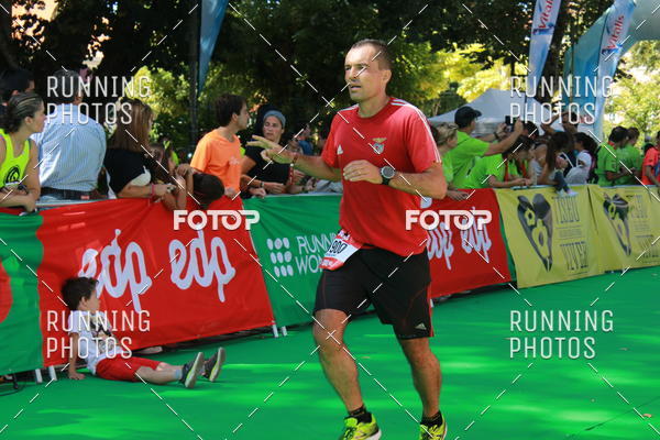 Buy your photos of the eventMeia Maratona Do 2017 on Fotop