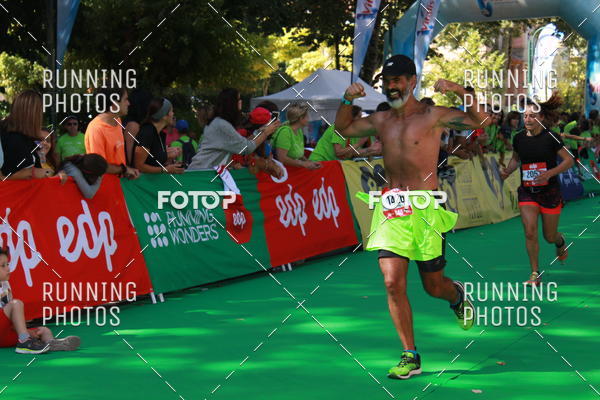 Buy your photos of the eventMeia Maratona Do 2017 on Fotop