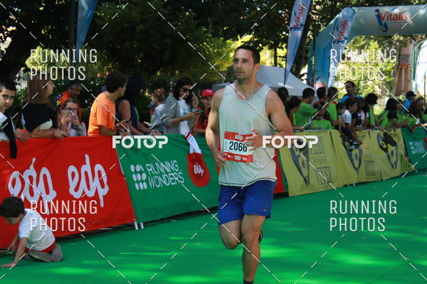Buy your photos of the eventMeia Maratona Do 2017 on Fotop