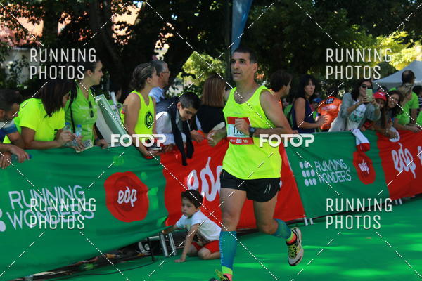 Buy your photos of the eventMeia Maratona Do 2017 on Fotop