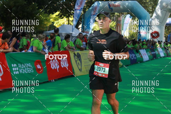 Buy your photos of the eventMeia Maratona Do 2017 on Fotop