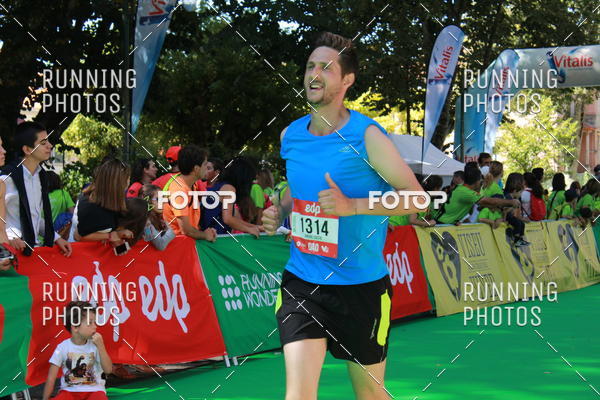 Buy your photos of the eventMeia Maratona Do 2017 on Fotop