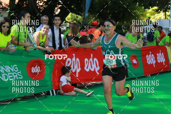Buy your photos of the eventMeia Maratona Do 2017 on Fotop