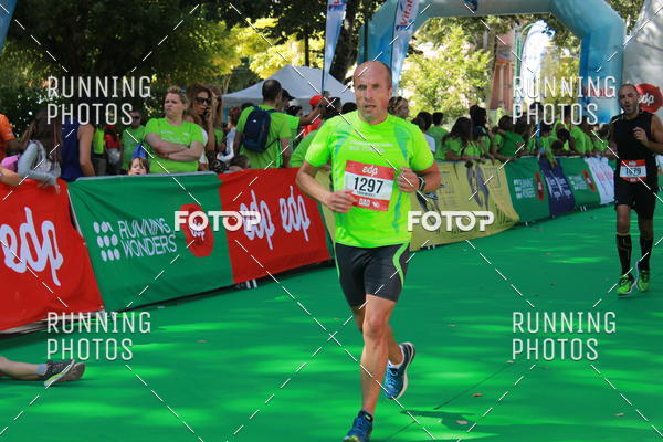 Buy your photos of the eventMeia Maratona Do 2017 on Fotop