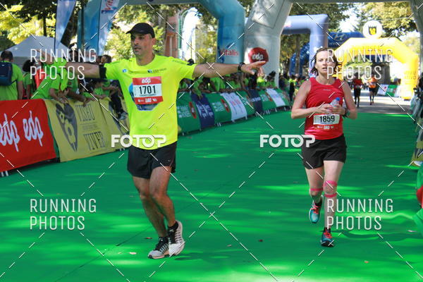 Buy your photos of the eventMeia Maratona Do 2017 on Fotop
