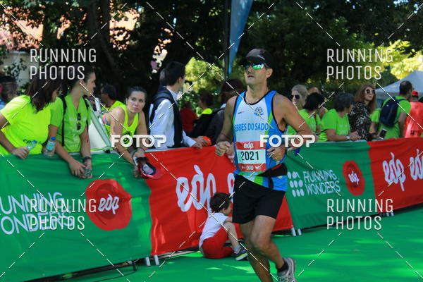 Buy your photos of the eventMeia Maratona Do 2017 on Fotop