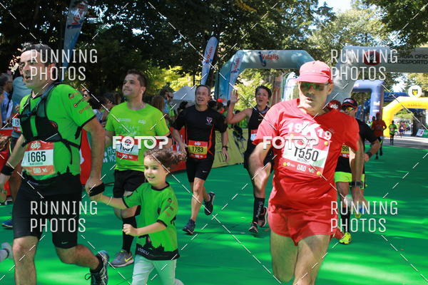 Buy your photos of the eventMeia Maratona Do 2017 on Fotop