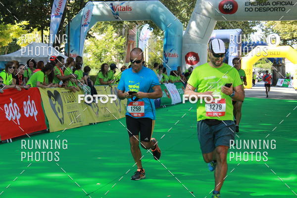 Buy your photos of the eventMeia Maratona Do 2017 on Fotop