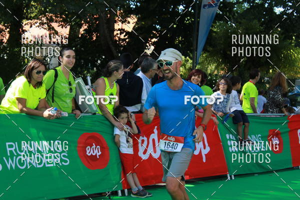 Buy your photos of the eventMeia Maratona Do 2017 on Fotop