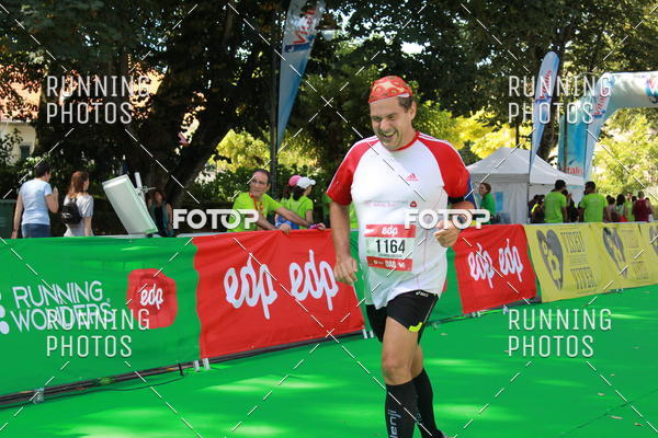 Buy your photos of the eventMeia Maratona Do 2017 on Fotop