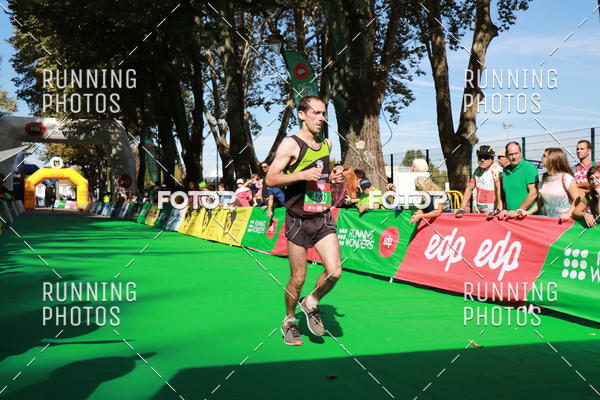 Buy your photos of the eventMeia Maratona Do 2017 on Fotop