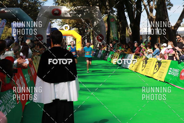 Buy your photos of the eventMeia Maratona Do 2017 on Fotop