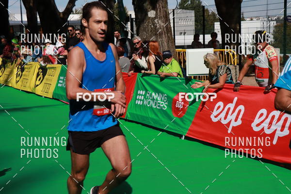 Buy your photos of the eventMeia Maratona Do 2017 on Fotop
