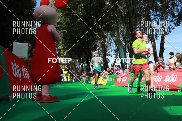 Buy your photos of the eventMeia Maratona Do 2017 on Fotop