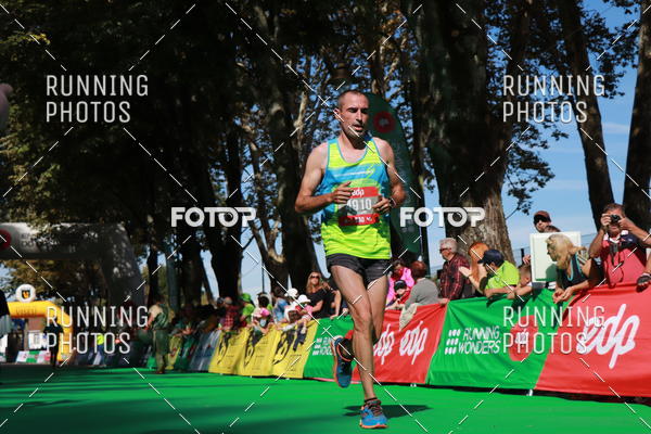 Buy your photos of the eventMeia Maratona Do 2017 on Fotop