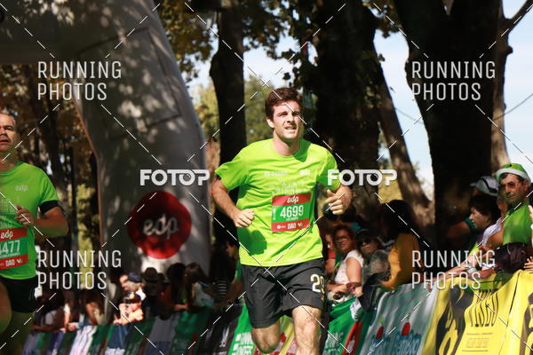 Buy your photos of the eventMeia Maratona Do 2017 on Fotop