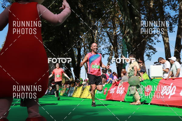 Buy your photos of the eventMeia Maratona Do 2017 on Fotop