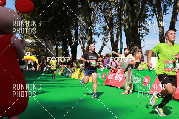 Buy your photos of the eventMeia Maratona Do 2017 on Fotop