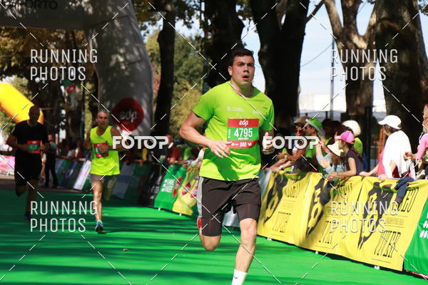 Buy your photos of the eventMeia Maratona Do 2017 on Fotop